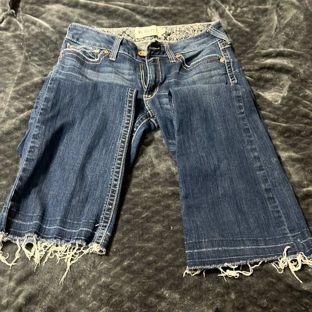 Women’s Ariat Real 30r mid rise boot cut jeans.